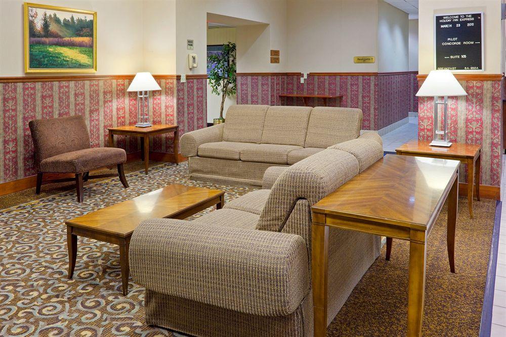 Best Western Plus Wilkes Barre-Scranton Airport Hotel Pittston Exterior photo