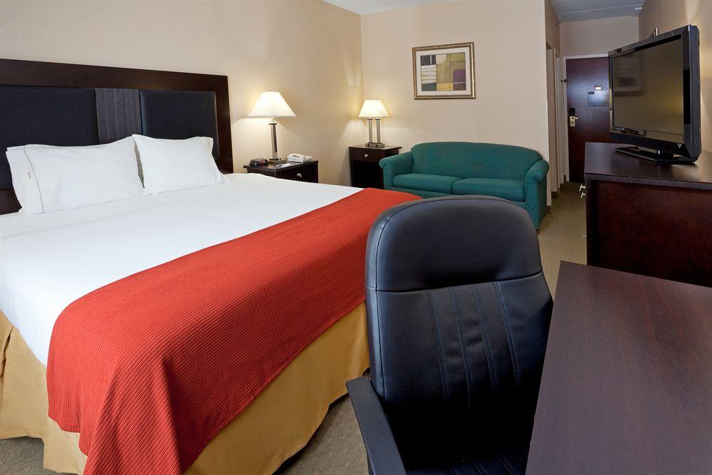 Best Western Plus Wilkes Barre-Scranton Airport Hotel Pittston Exterior photo