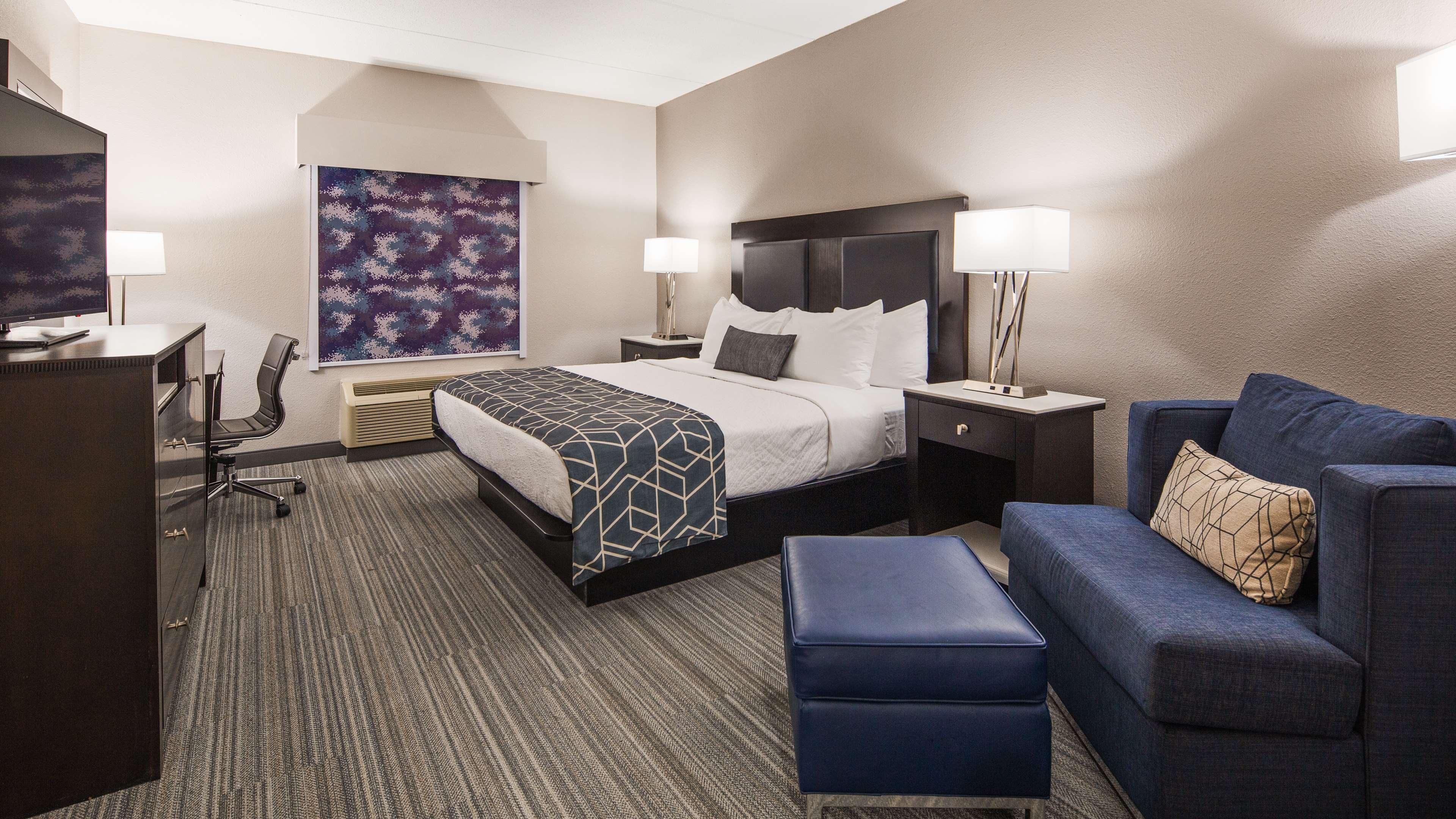 Best Western Plus Wilkes Barre-Scranton Airport Hotel Pittston Exterior photo