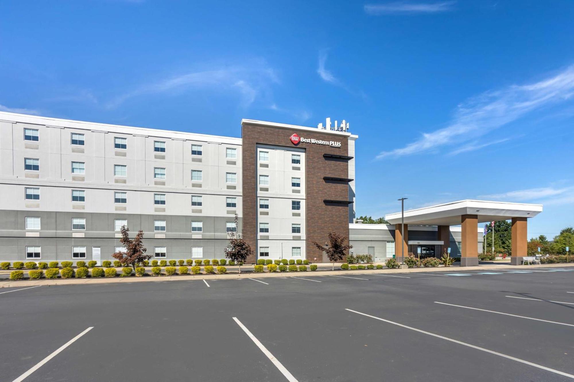 Best Western Plus Wilkes Barre-Scranton Airport Hotel Pittston Exterior photo